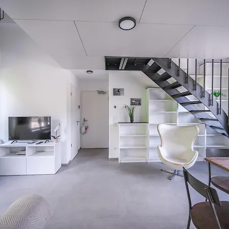 Neudorf Residences アパート