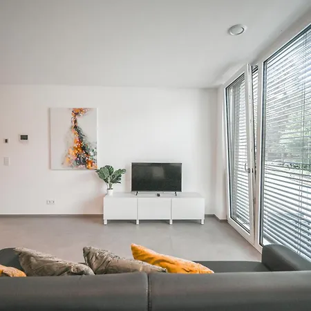 Neudorf Residences アパート *