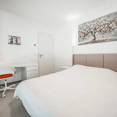 Neudorf Residences Apartamento *