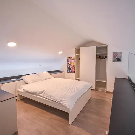 Neudorf Residences Apartament *